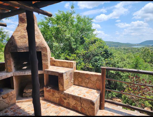 2 BEDROOM GATED ESTATE FOR SALE IN UTOPIA NATURE ESTATE